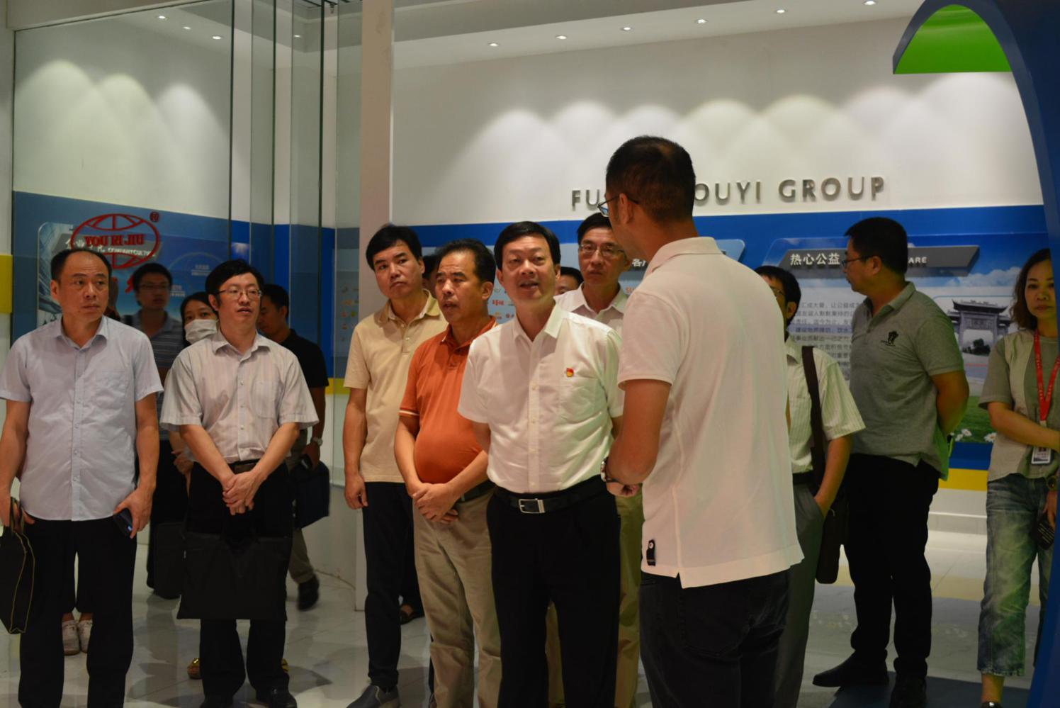 福建省工信厅向导一行莅临1xBET集团调研